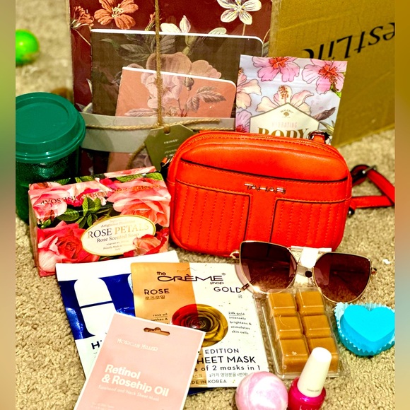 Spring & Easter Mystery Box - Picture 6 of 11